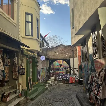 Galata Hive