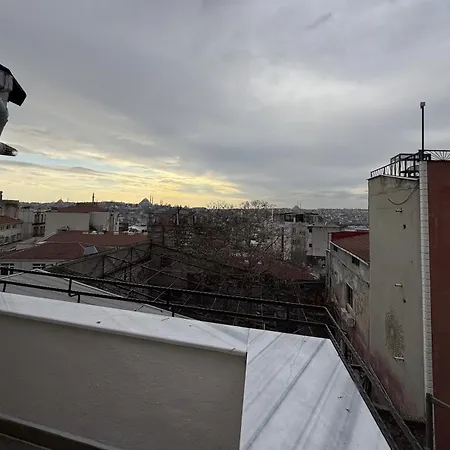 Galata Hive *